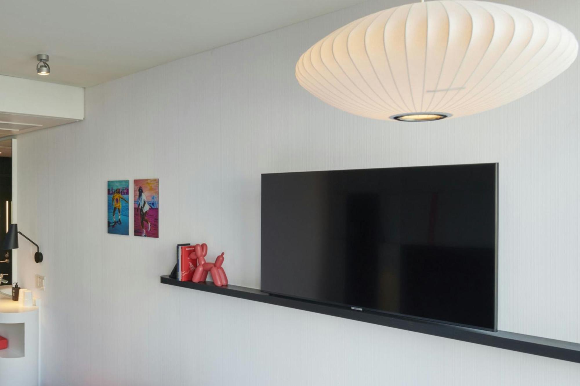 Single Room with One Double Bed,1731688168:JPEG