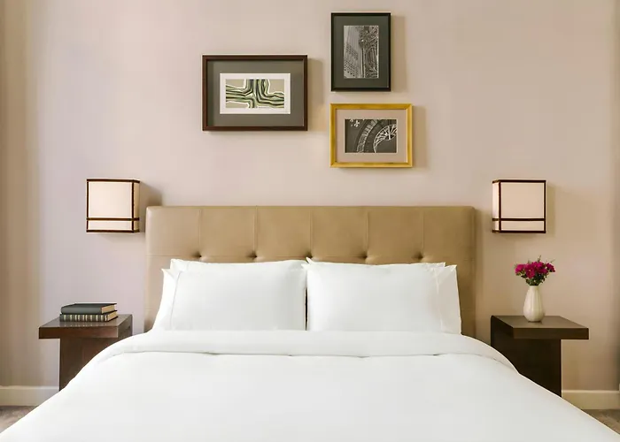 Le Frochot Hotel Pigalle, Sonder By Marriott Bonvoy Parigi